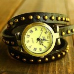 Montre watch Wrap Bracelet Cuir Studded clous Noire leather