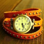 Montre watch Wrap Bracelet Cuir Studded clous Orange Camel leather